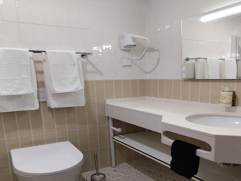 Bacalhoeiros 125 Hotel image