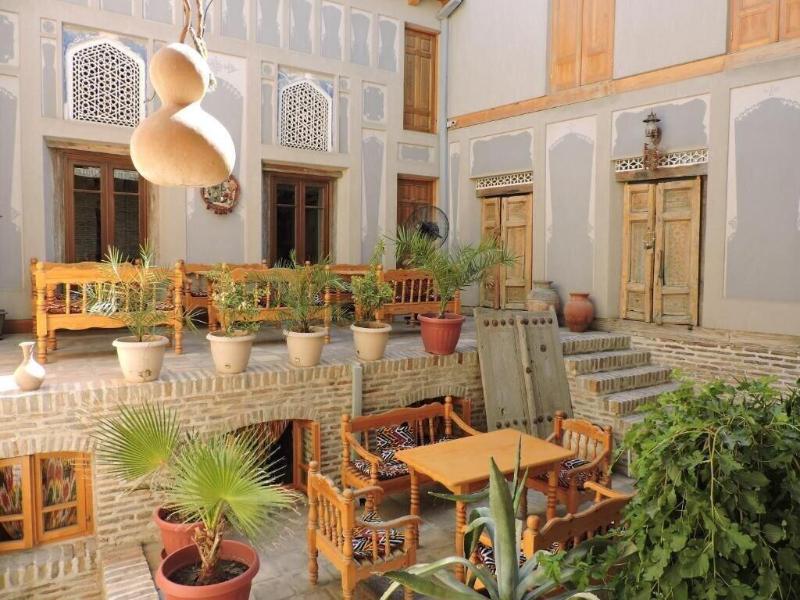 Kavsar Hotel image