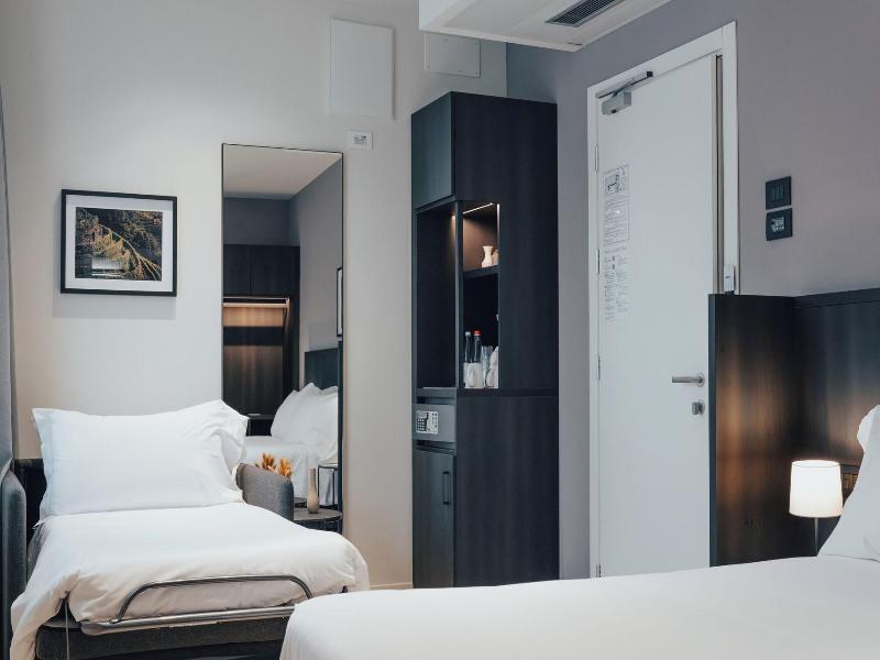 Hotel Stelvio Tirano image