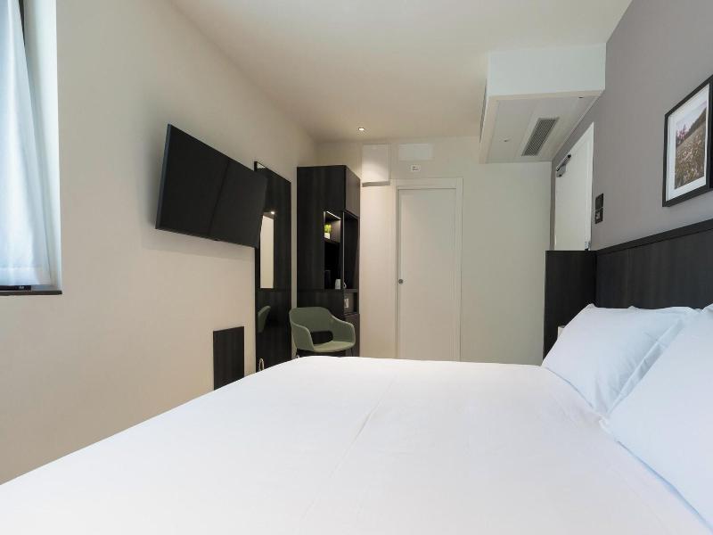 Hotel Stelvio Tirano image