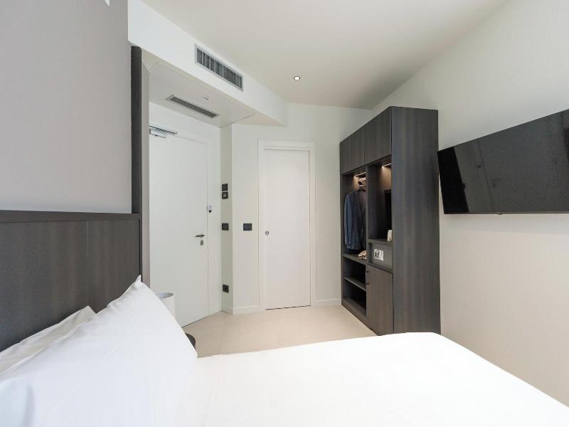 Hotel Stelvio Tirano image
