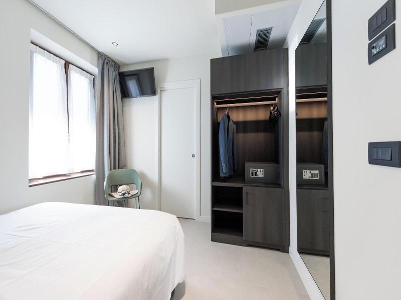 Hotel Stelvio Tirano image