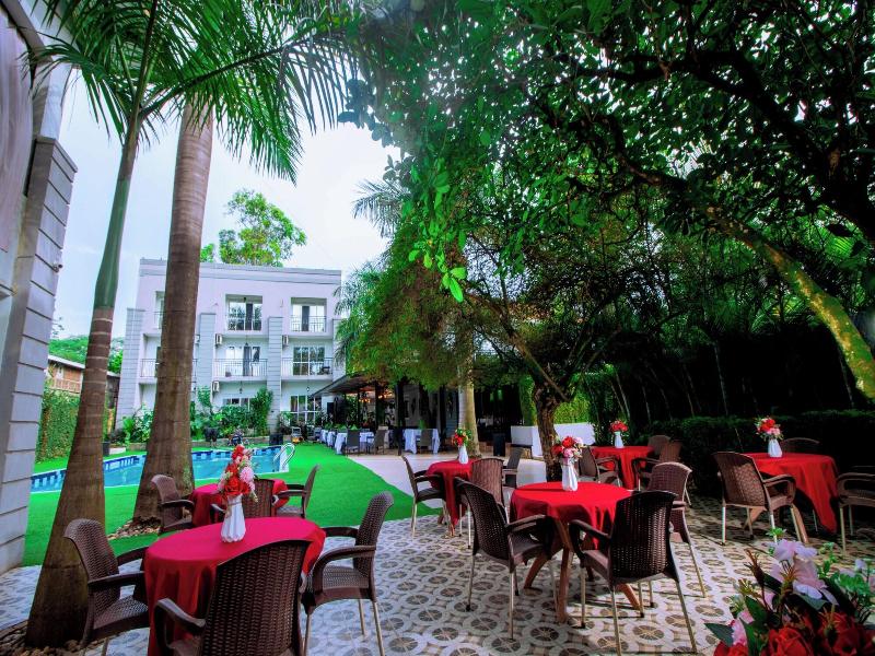 The Mansion Hotel