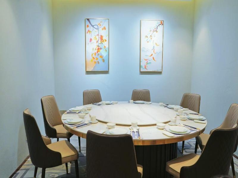 Fy Hotel image