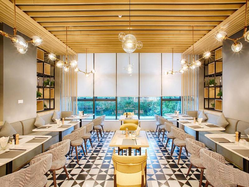 Fy Hotel image