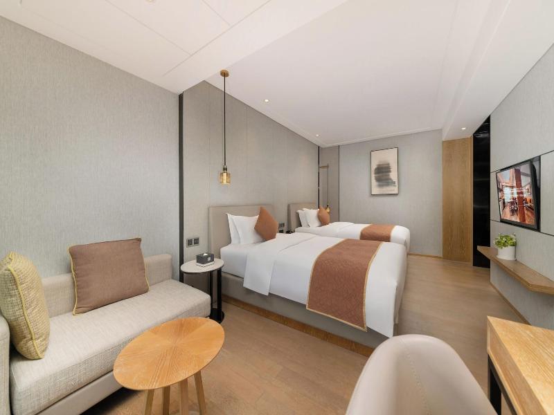 Fy Hotel image