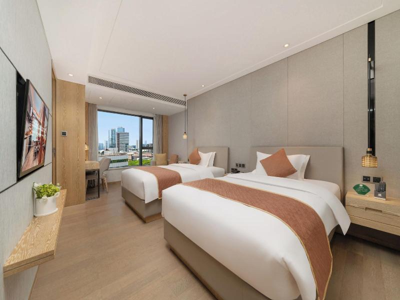 Fy Hotel image