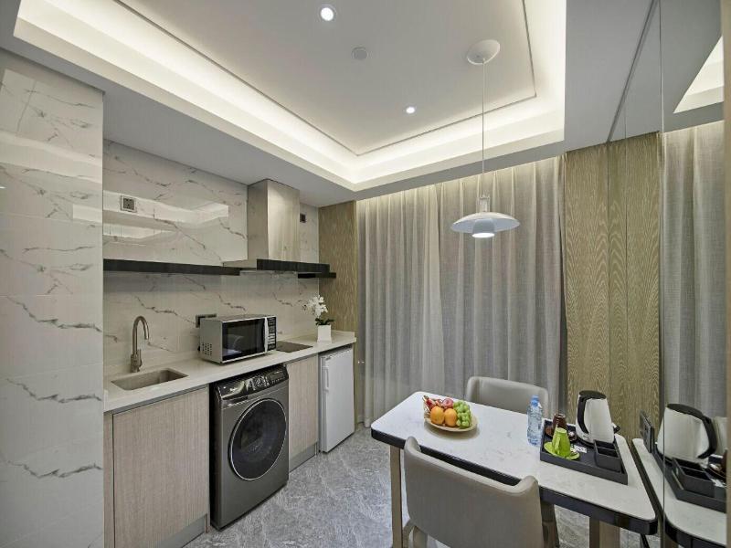 Fy Hotel image