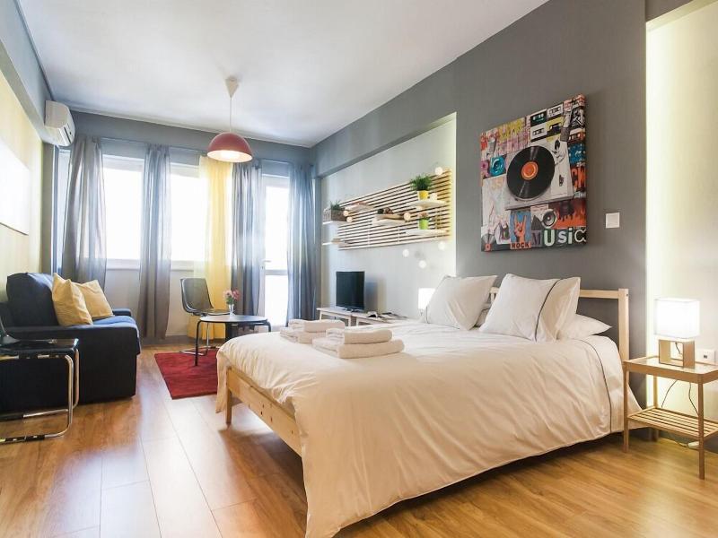 Tostay Athens image