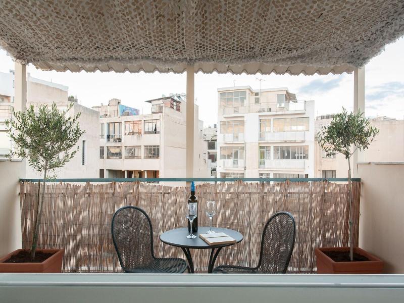 Tostay Athens image