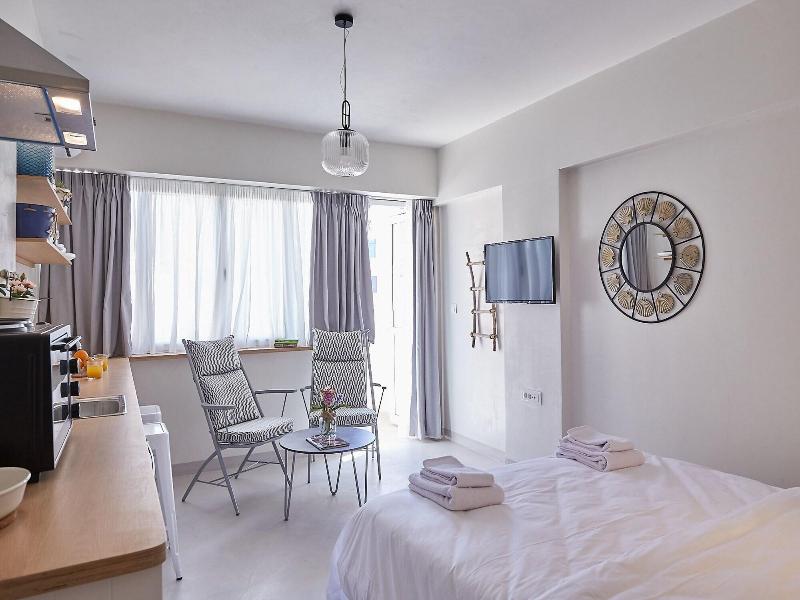 Tostay Athens image