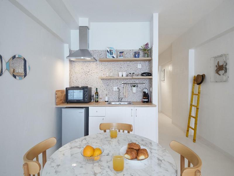 Tostay Athens image