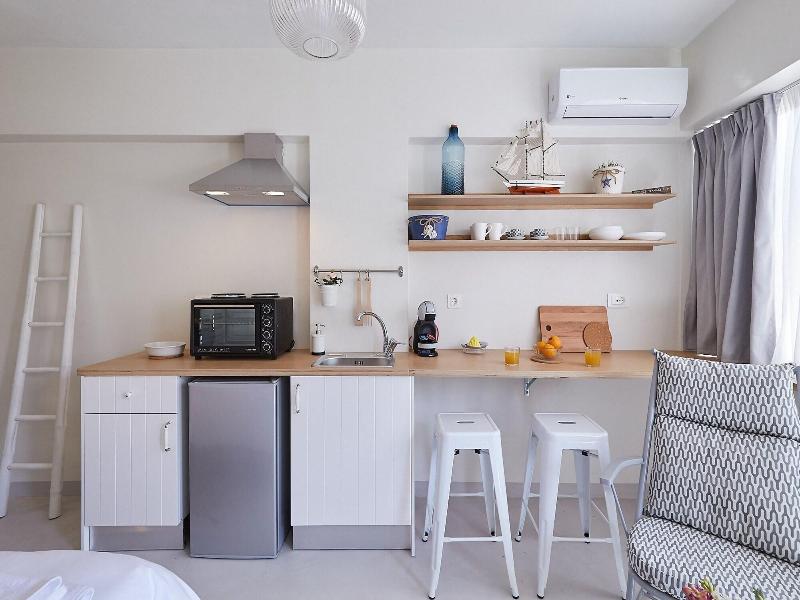 Tostay Athens image
