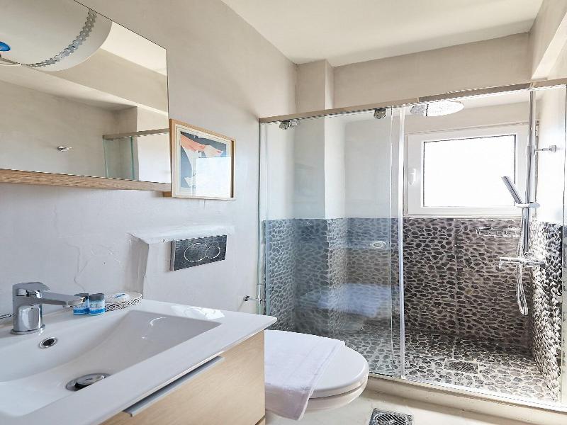 Tostay Athens image