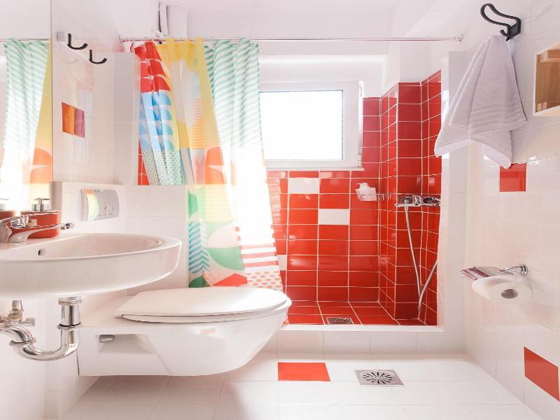Tostay Athens image