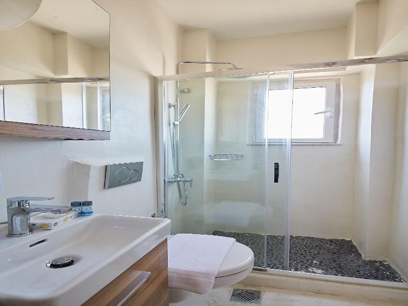Tostay Athens image