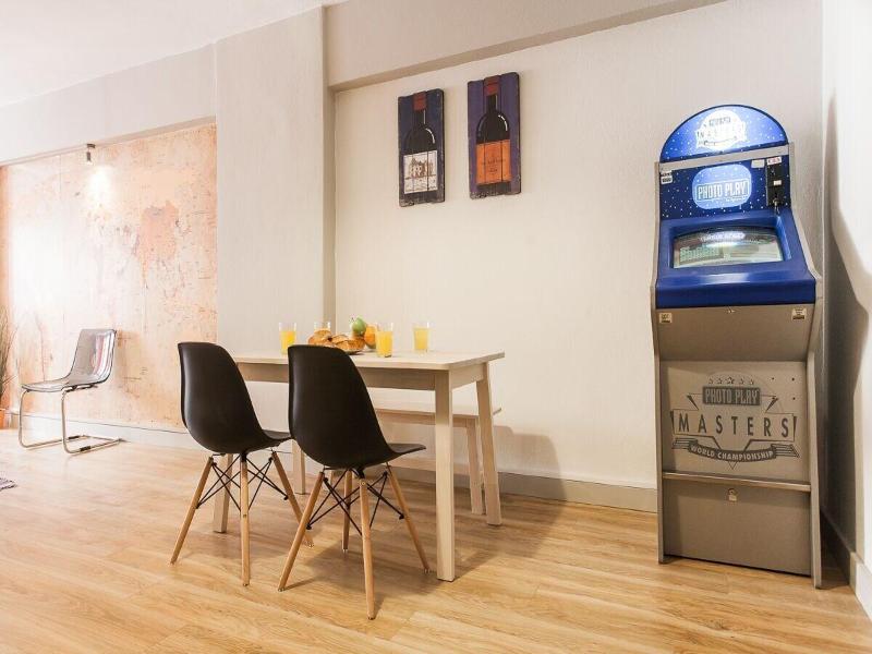 Tostay Athens image