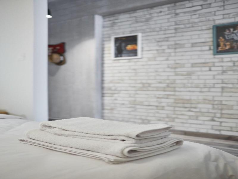 Tostay Athens image