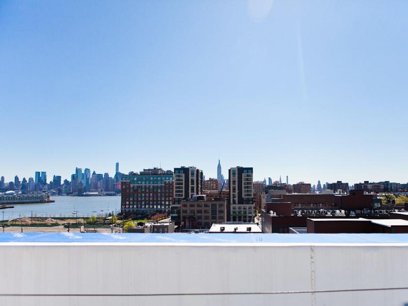 Dharma Home Suites Hoboken At Novia image