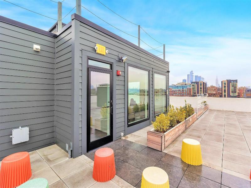 Dharma Home Suites Hoboken At Novia image
