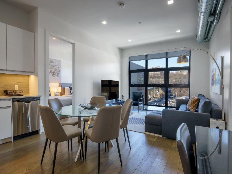 Dharma Home Suites Hoboken At Novia image
