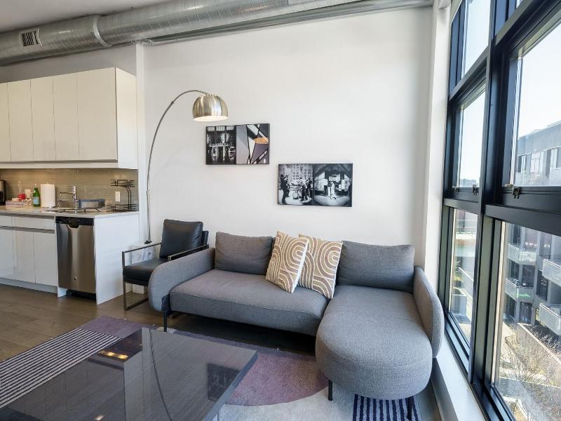 Dharma Home Suites Hoboken At Novia image