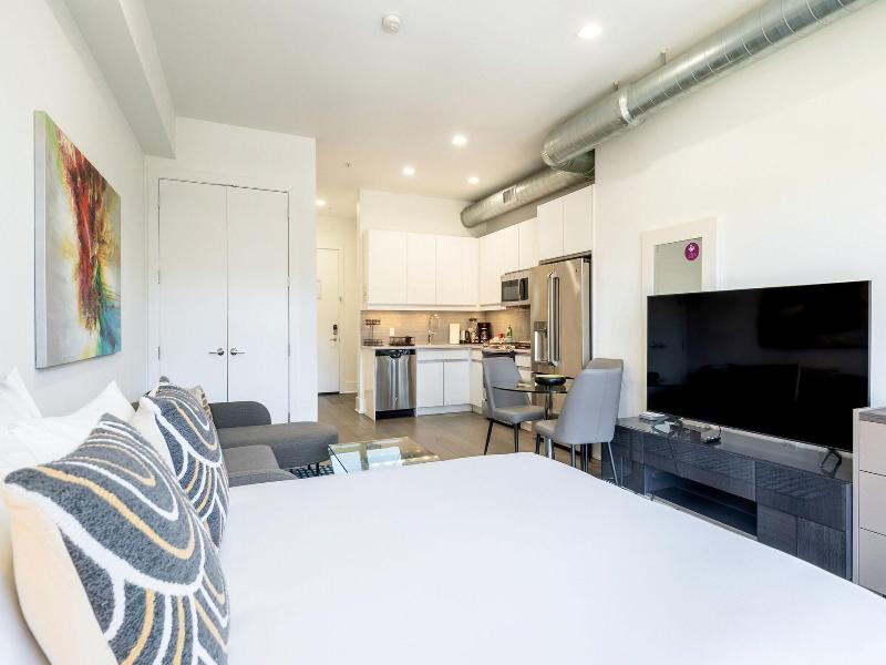 Dharma Home Suites Hoboken At Novia image