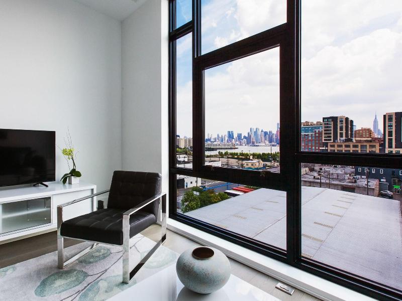 Dharma Home Suites Hoboken At Novia image