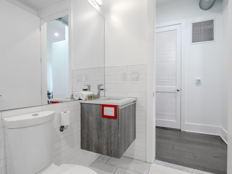 Dharma Home Suites Hoboken At Novia image