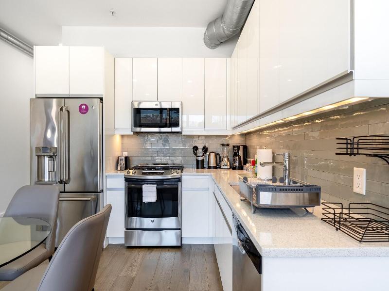 Dharma Home Suites Hoboken At Novia image