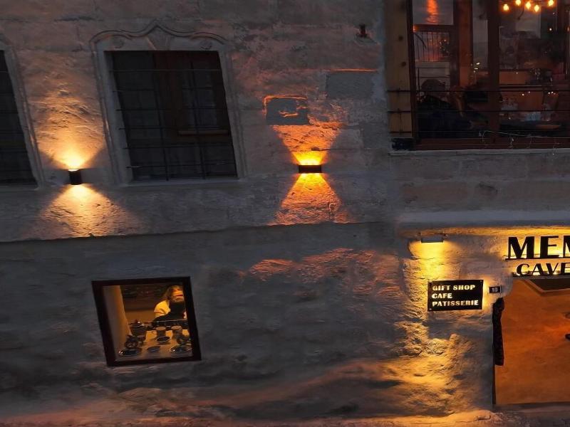 Memory Cave House image