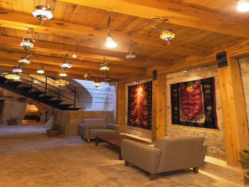Memory Cave House image