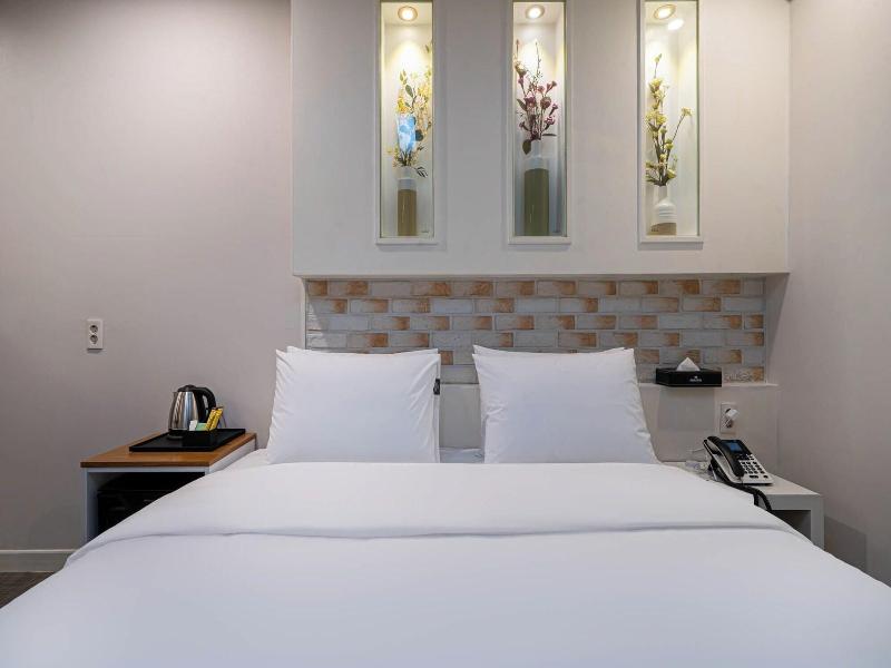 Hound Hotel Daeyeon image