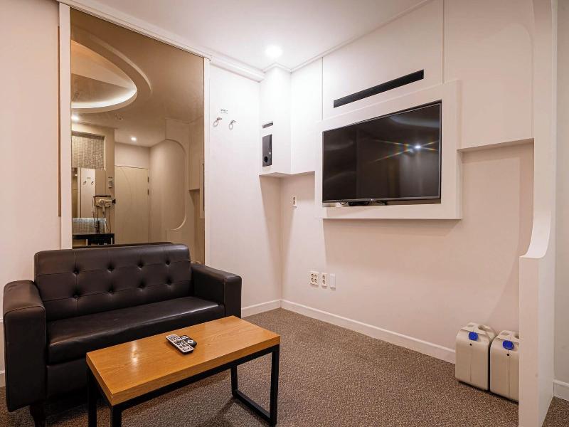 Hound Hotel Daeyeon image