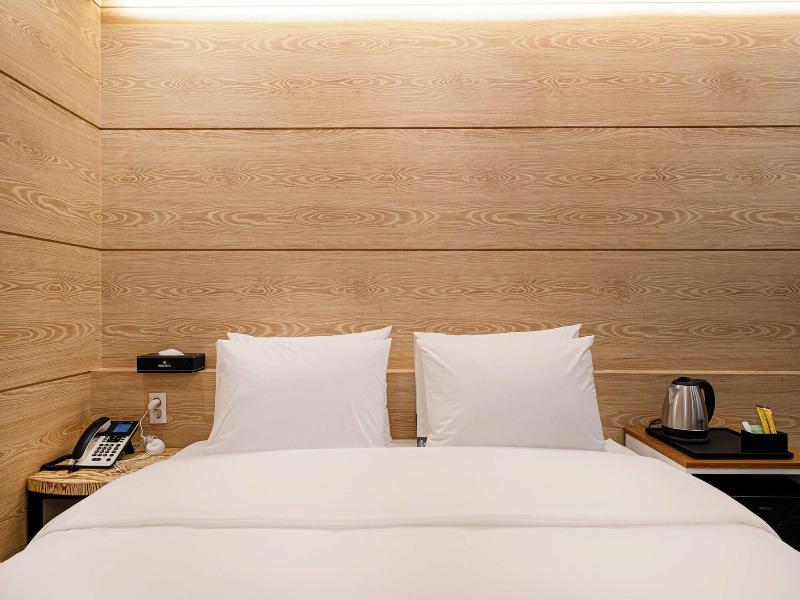 Hound Hotel Daeyeon image