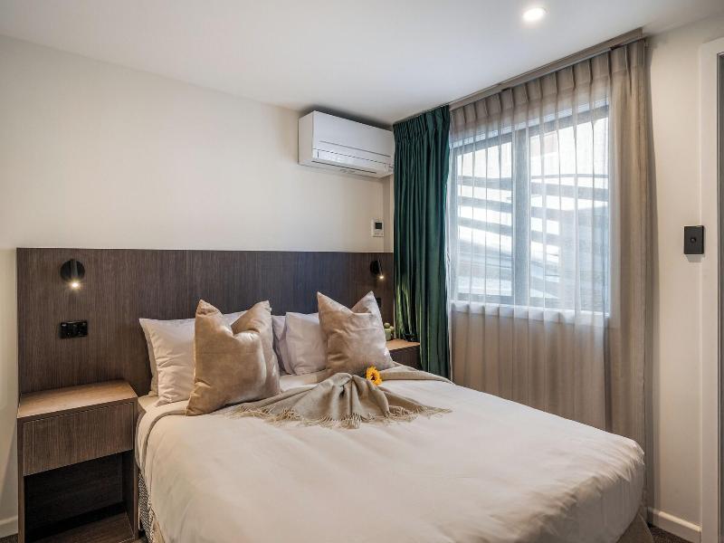 Luxe Suites And Apartments image