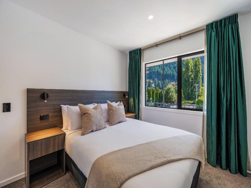 Luxe Suites And Apartments image
