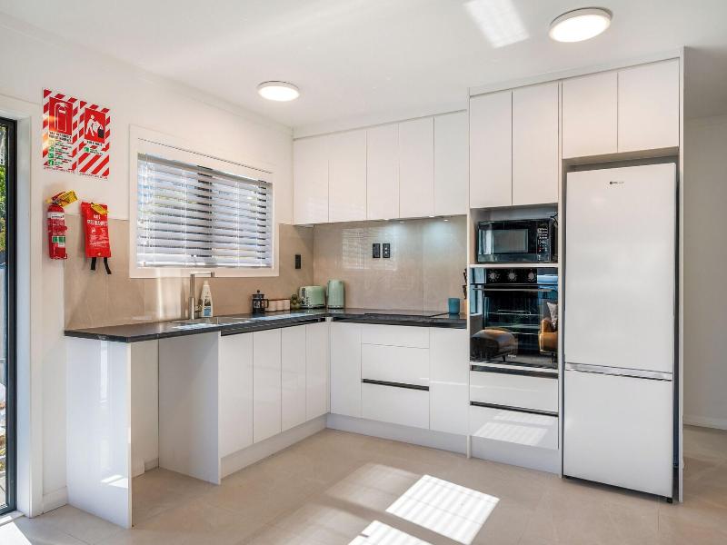 Luxe Suites And Apartments image