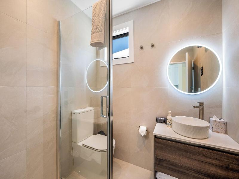 Luxe Suites And Apartments image