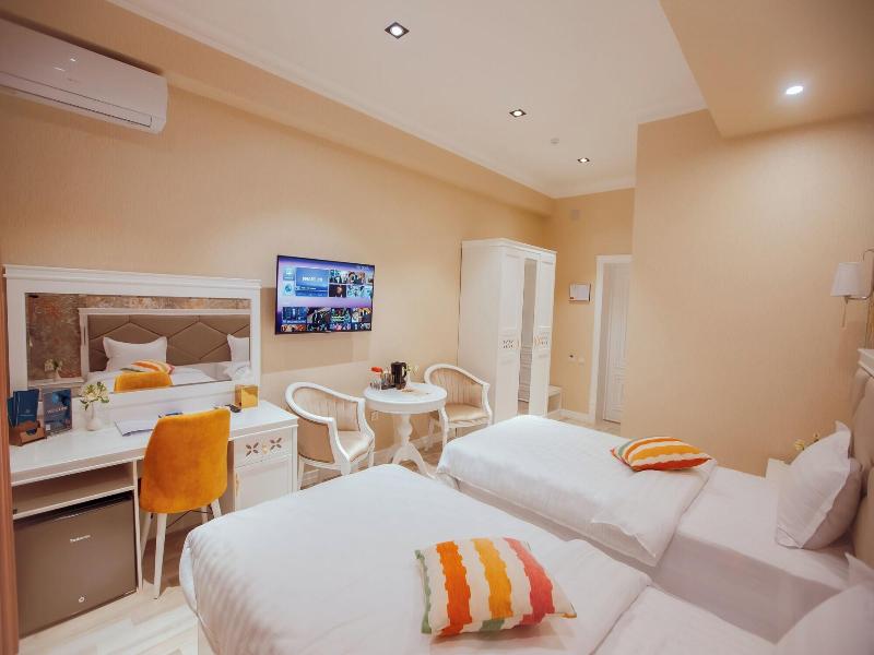 Silk Road Empire Hotel image