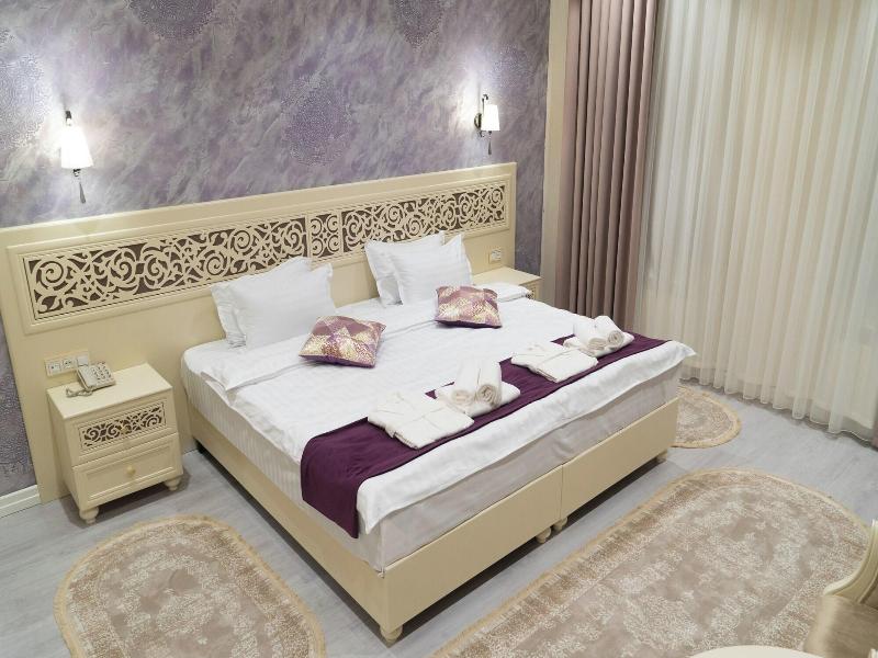 Silk Road Empire Hotel image