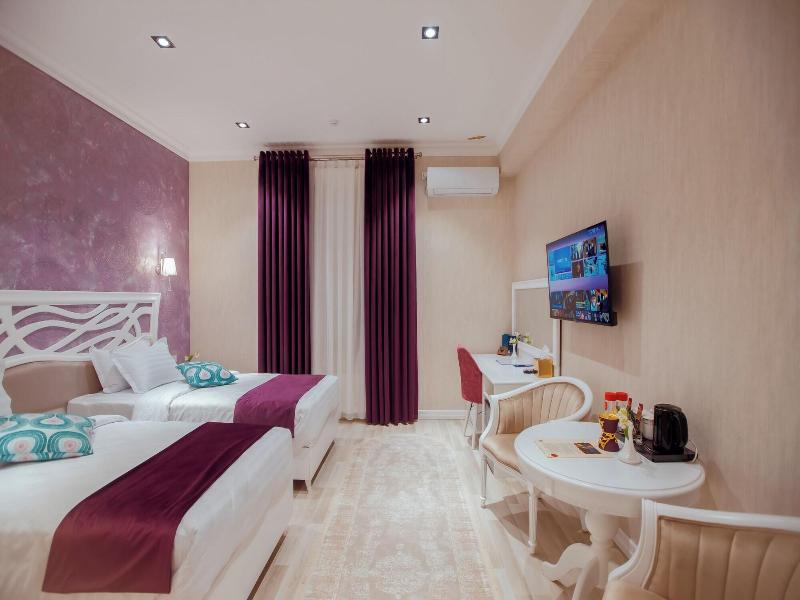 Silk Road Empire Hotel image