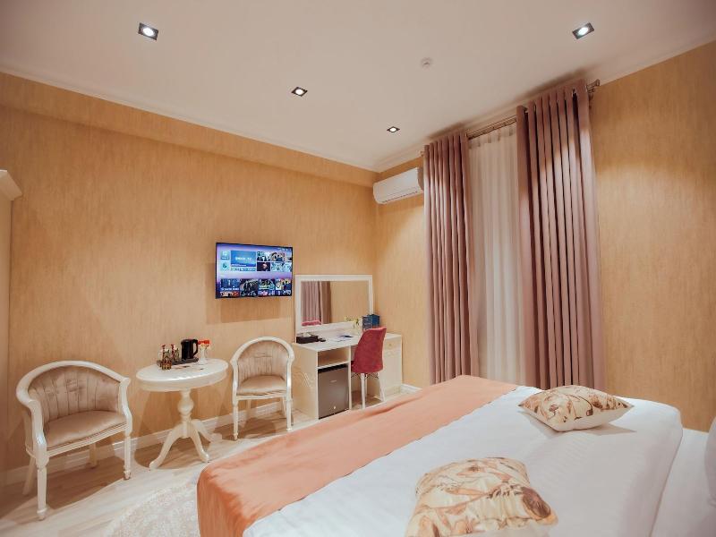 Silk Road Empire Hotel image