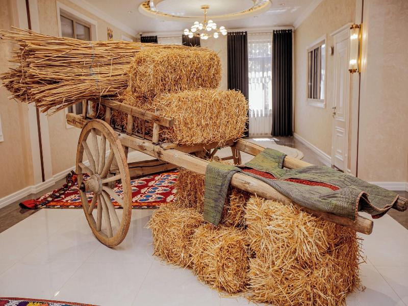 Silk Road Empire Hotel image
