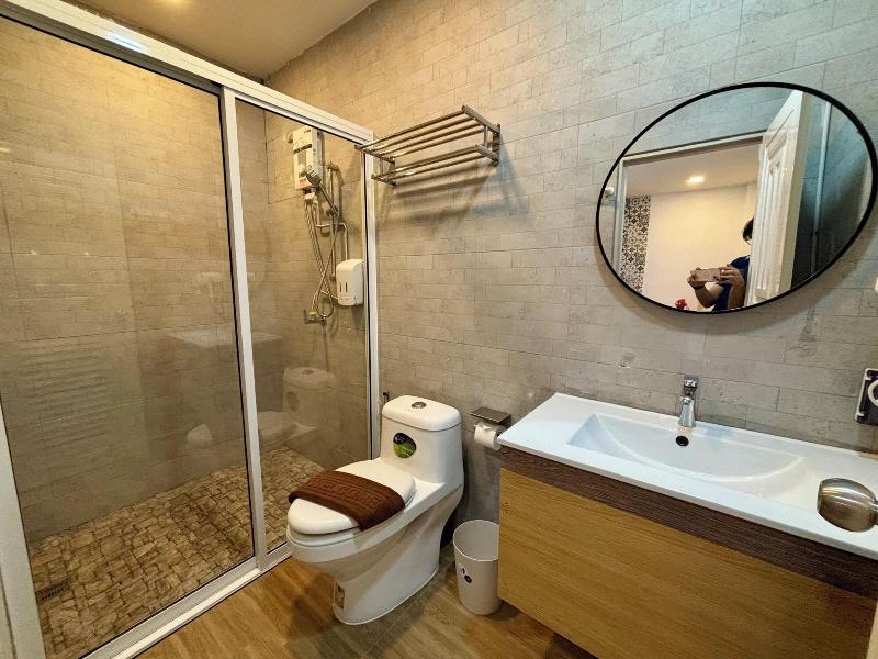 Charm Hostel At Pratumnak image