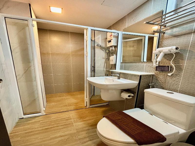 Charm Hostel At Pratumnak image