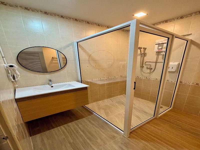 Charm Hostel At Pratumnak image