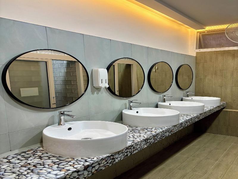 Charm Hostel At Pratumnak image