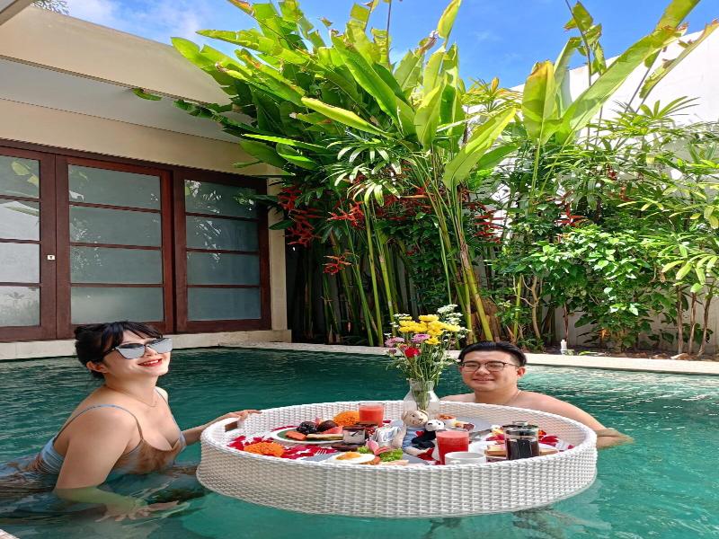 Beautiful Bali Villas - 6 Mins Walk To The Beach image