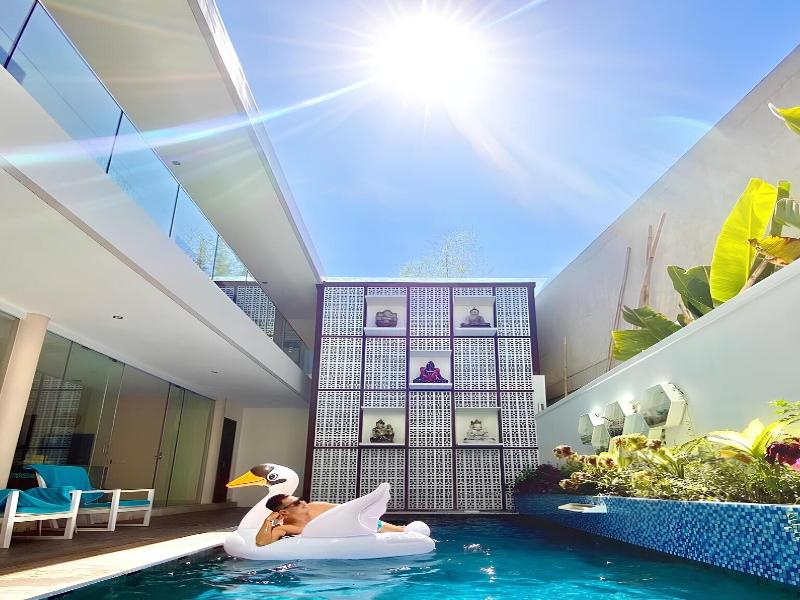 Beautiful Bali Villas - 6 Mins Walk To The Beach image